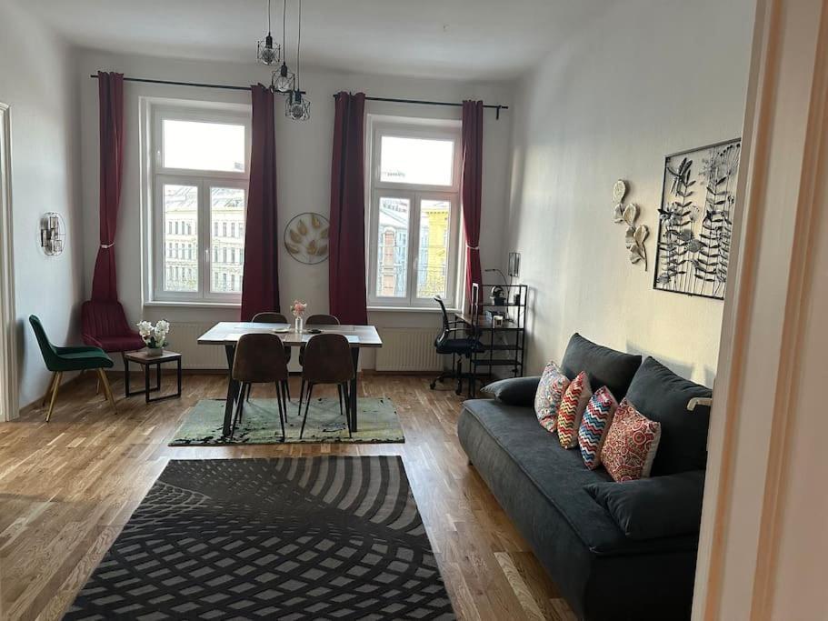 Klimatisierter Wiener Altbauflair Im Zentrum Wiens Exteriör bild